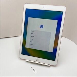 Apple Tablet - White Frame